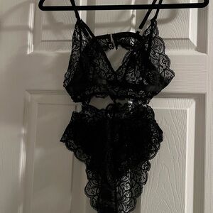 Black Lace Lingerie Set